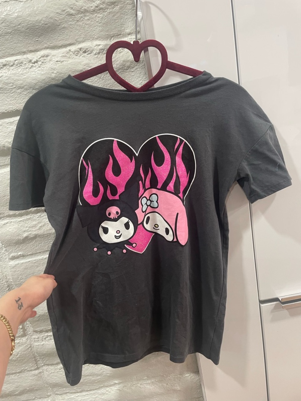Sanrio Kuromi My Melody Goth Alt T shirt Pink Glitter Flames Chain Heart  XS